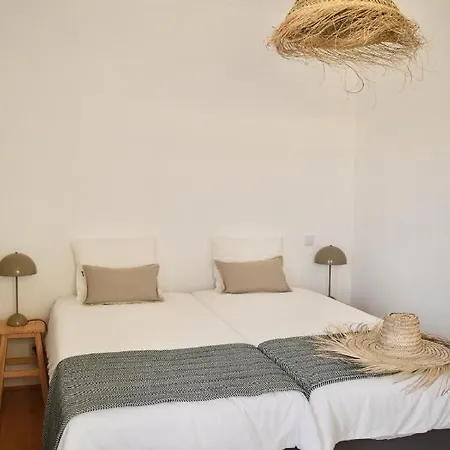 House Upscale With Pool *