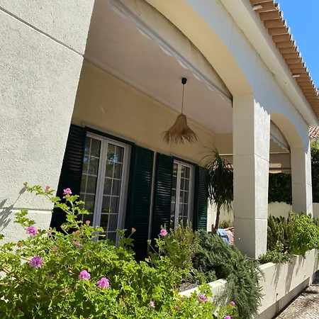 House Upscale With Pool Villa *
