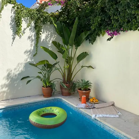 House Upscale With Pool Villa