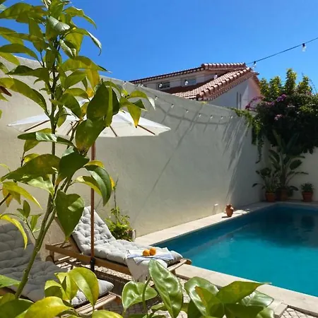 House Upscale With Pool Villa