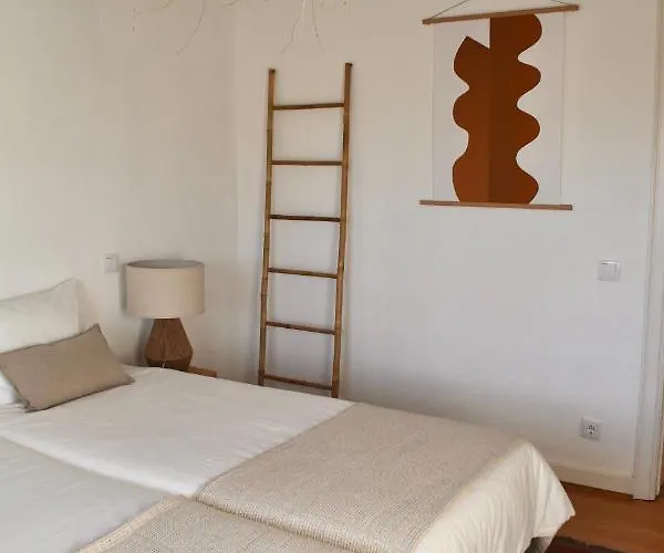 House Upscale With Pool