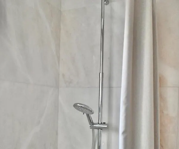 House Upscale With Pool Villa