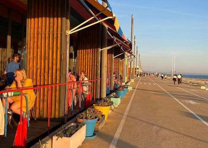 House Upscale With Pool Villa Costa de Caparica