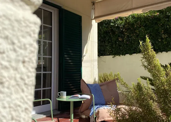 House Upscale With Pool Villa Costa de Caparica